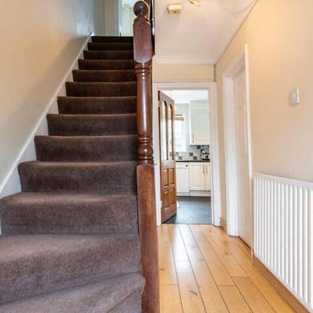 Kimmage Homestay Дублин Экстерьер фото