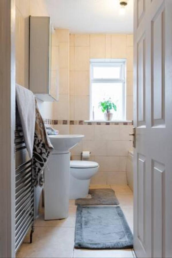 Kimmage Homestay Дублин Экстерьер фото